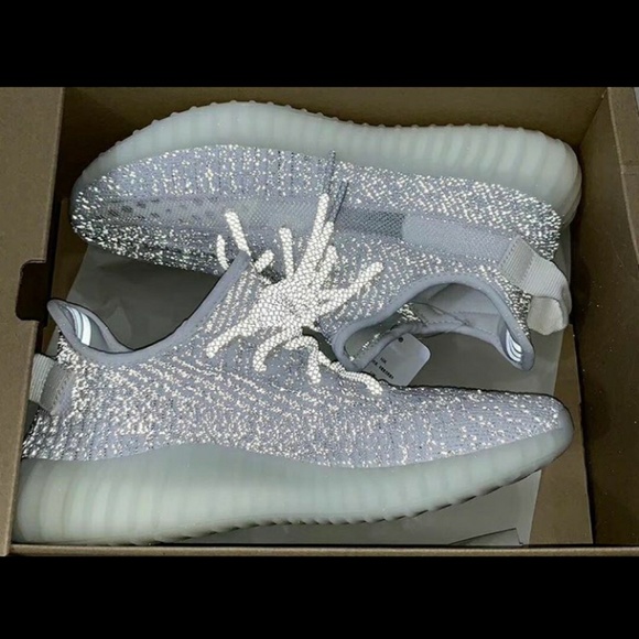 yeezy static footaction